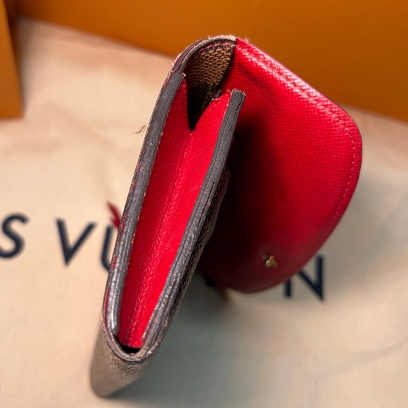 Louis Vuitton — Damier Ebene Emilie Wallet ❣️ AUTHENTIC/EUC✨ - Picture 12 of 16